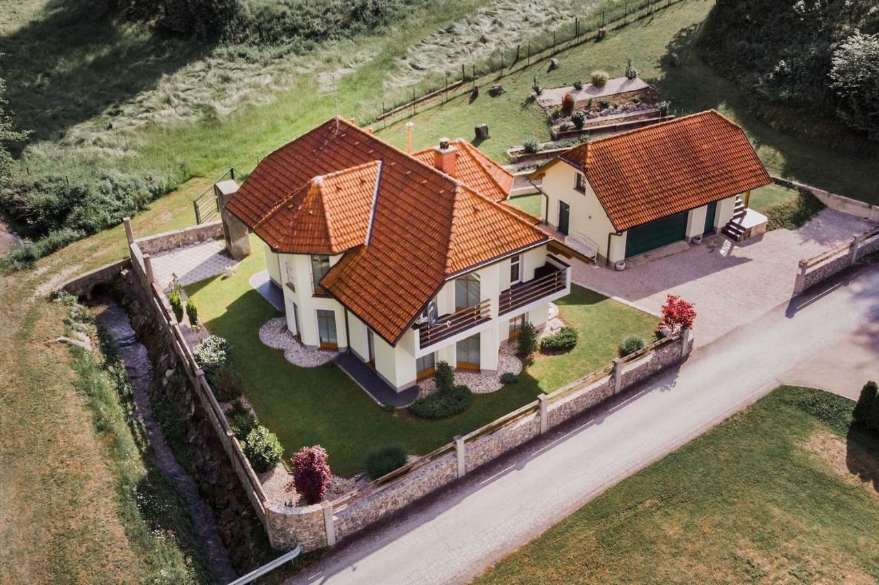 House Of Adventure - The Base To Explore Slovenia Laze v Tuhinju ภายนอก รูปภาพ